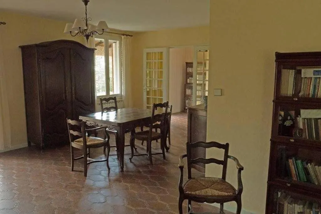 Villa La Lurette, Appartement Et Studio Saint-Étienne-les-Orgues 0*,  Francie