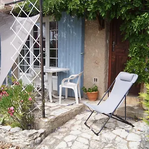  Hébergement de vacances Atypique Et Cosy Avec Petit Déjeuner, 2 Nuits Minimum